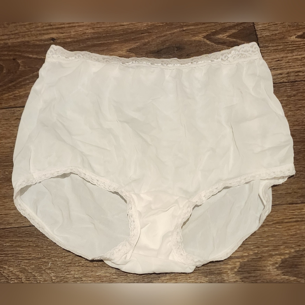 Dixie Belle Vintage White Lace Trim Panties Briefs Size 8 Lot Of 3